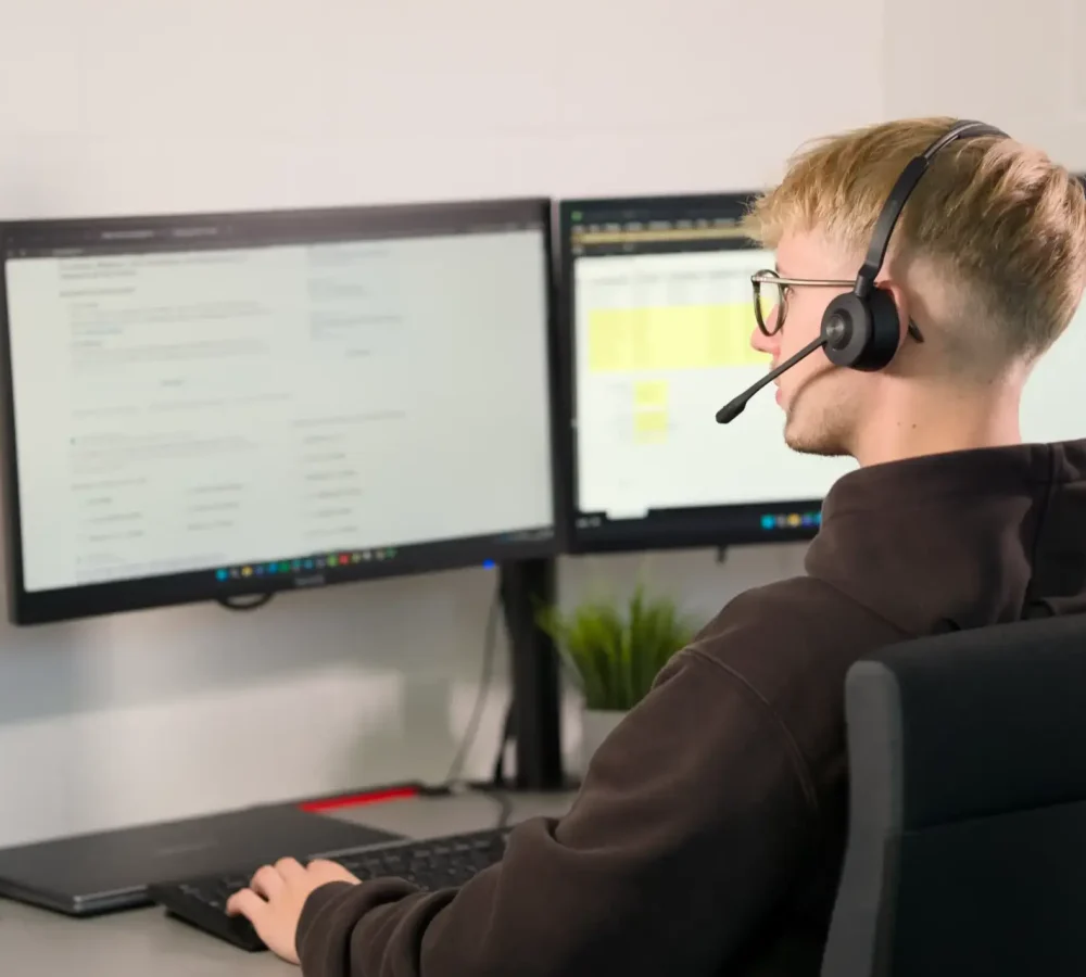 Büroarbeitsplatz PCNet
